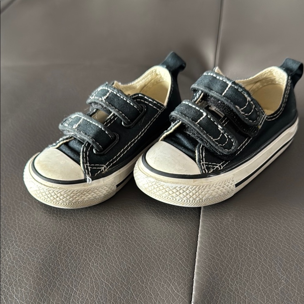 Converse All-Star Black Toddler Sneakers- size 4
